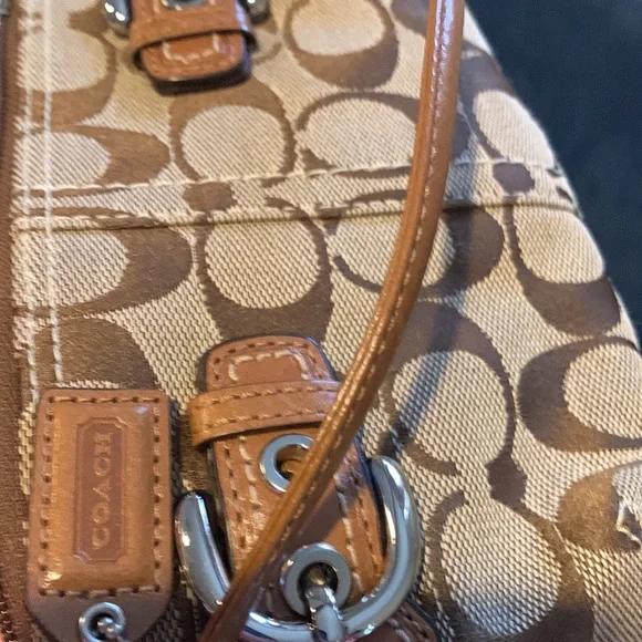 Coach Wristlet - Picture 3 of 3